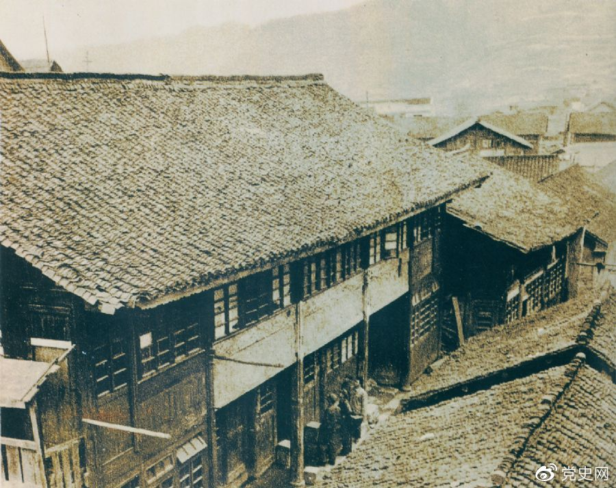 1934年12月18日，中共中央政治局在貴州黎平召開會議，根據(jù)毛澤東的建議，通過決議，放棄到湘西北同紅二、紅六軍團(tuán)會合的計(jì)劃，改向貴州北部進(jìn)軍。圖為會議舊址。